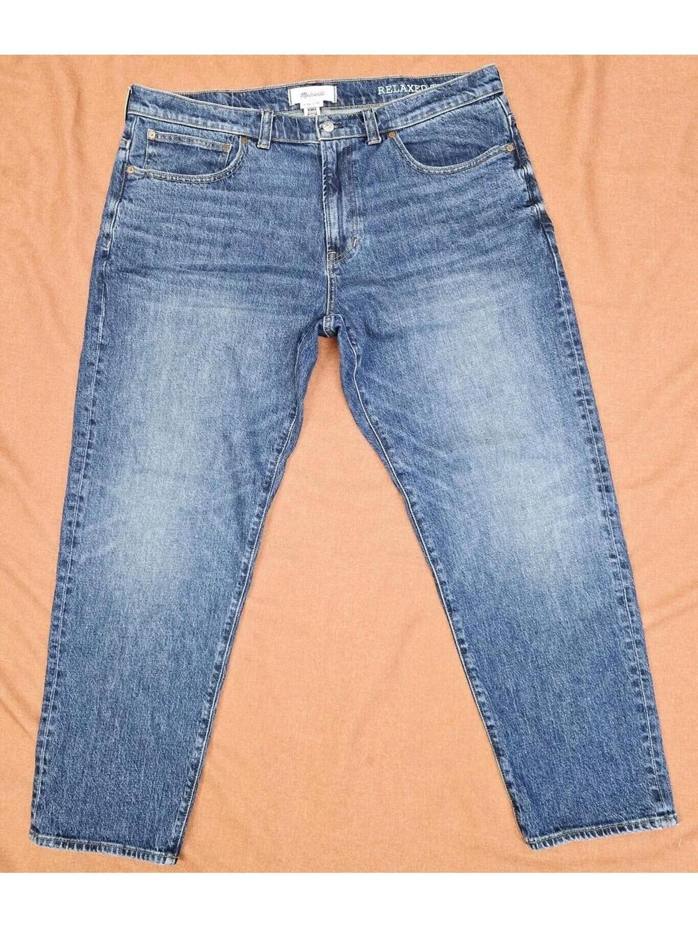 Madewell New Men’s Relaxed Taper Jeans Medium Wash Size 31"T Measurement 38" W